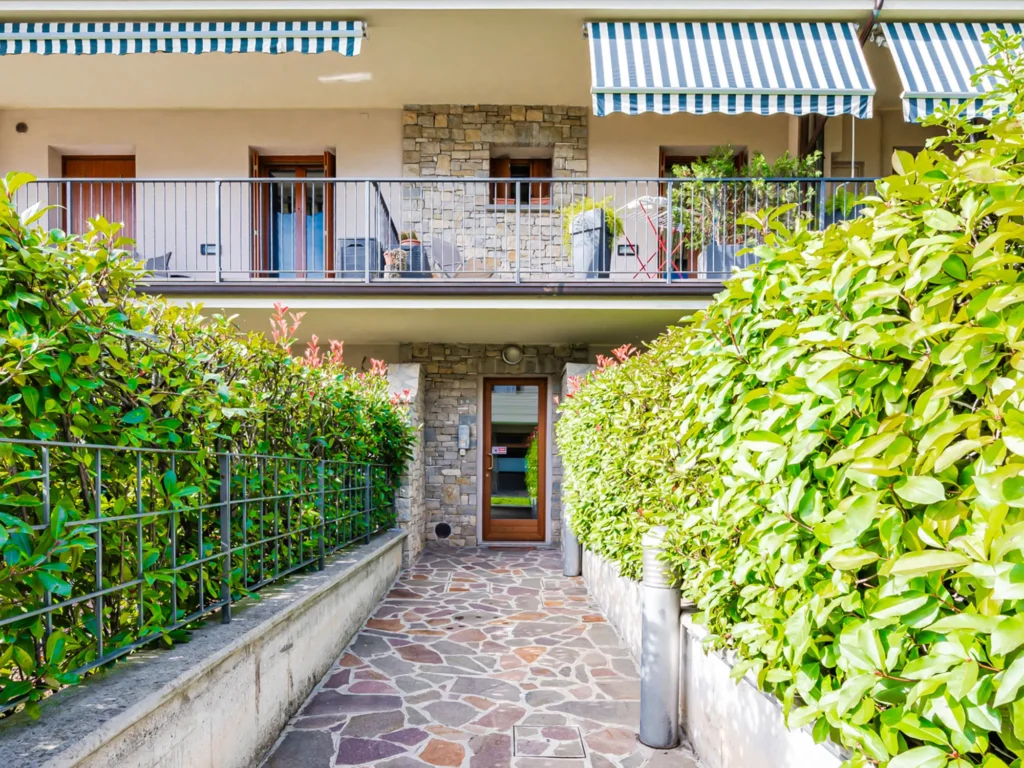 Apartment with a panoramic terrace on Lake Iseo
