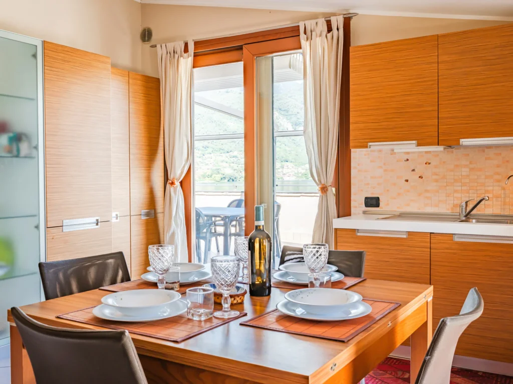 Apartment with a panoramic terrace on Lake Iseo
