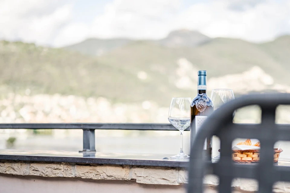 Appartamento con Terrazza Panoramica sul Lago d&rsquo;Iseo