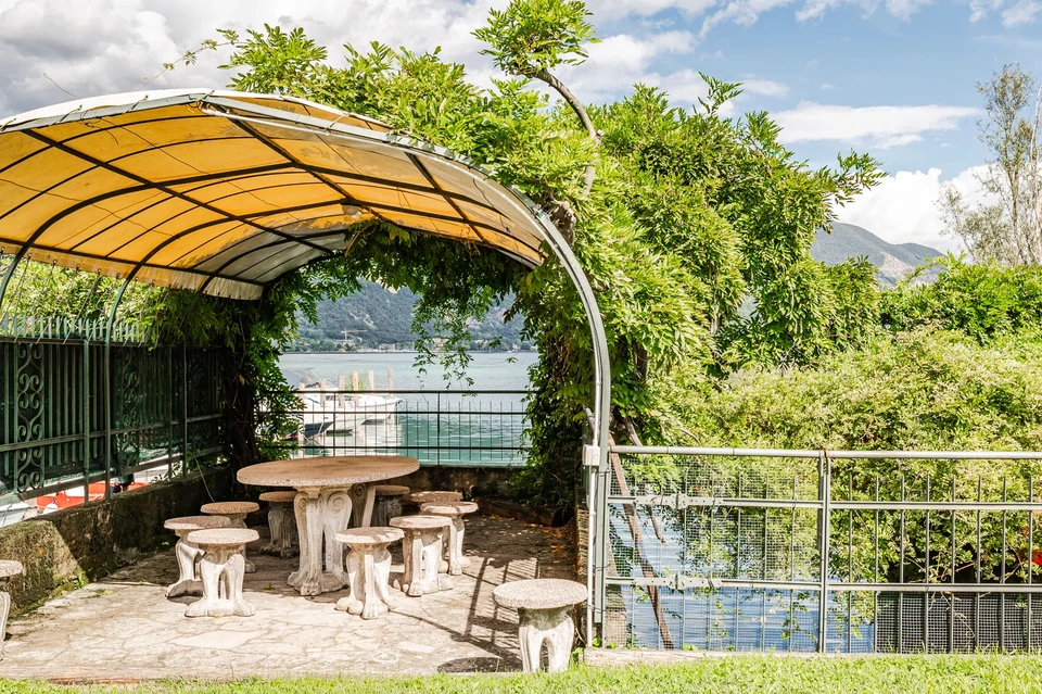 Appartamento con Terrazza Panoramica sul Lago d&rsquo;Iseo