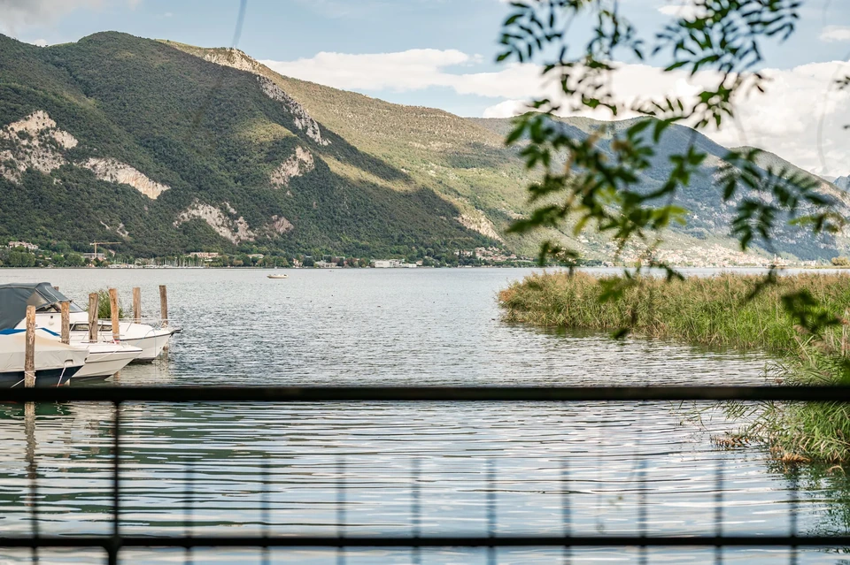 Appartamento con Terrazza Panoramica sul Lago d&rsquo;Iseo
