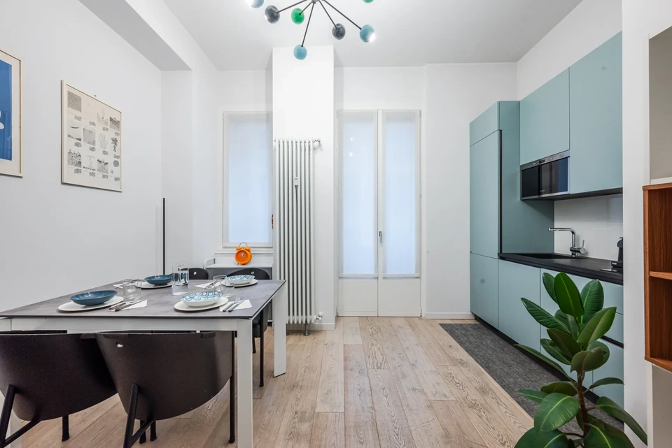 Viale Tunisia 10 &middot; Milano